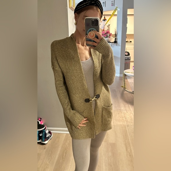 Gold ✨ shimmer lurex cardigan | Michael Kors | Gold Clasp | party sweater - Picture 1 of 7